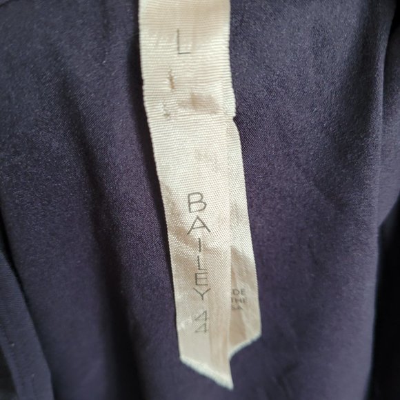 Balley 44 open back silk blouse, L - Picture 5 of 6